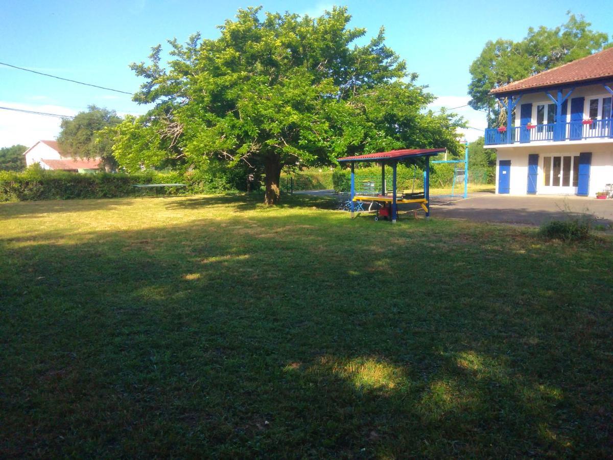 Gites Et Chambres La Colo Du Gave Auterrive Exterior foto